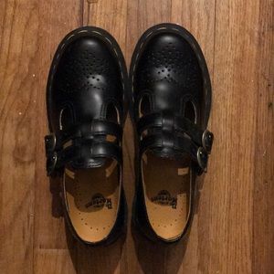 Dr. Marten Mary Janes 8065